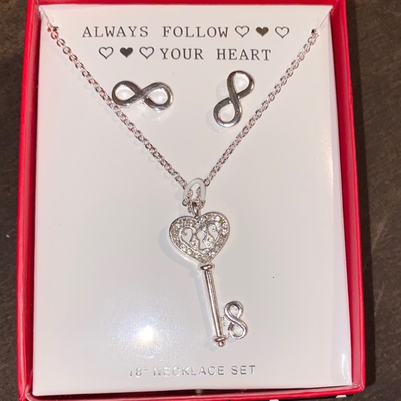 Jewelry - Silver Heart Key Necklace and Infinity Earrings Set
